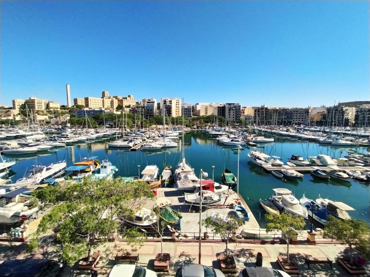 Appartement 2 Bedroom, And Spacious With Sea View - 2